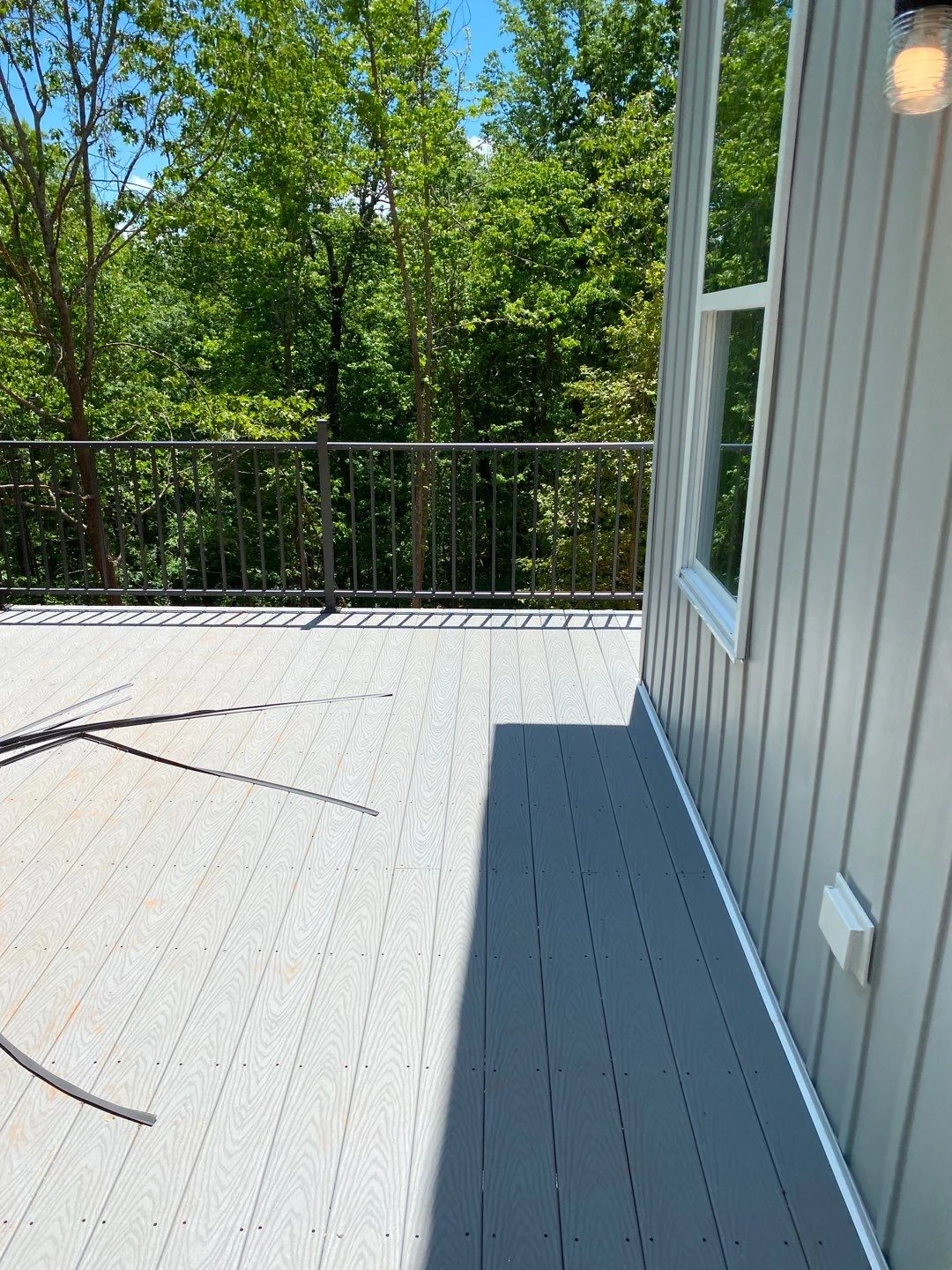 Deck build with metal railing